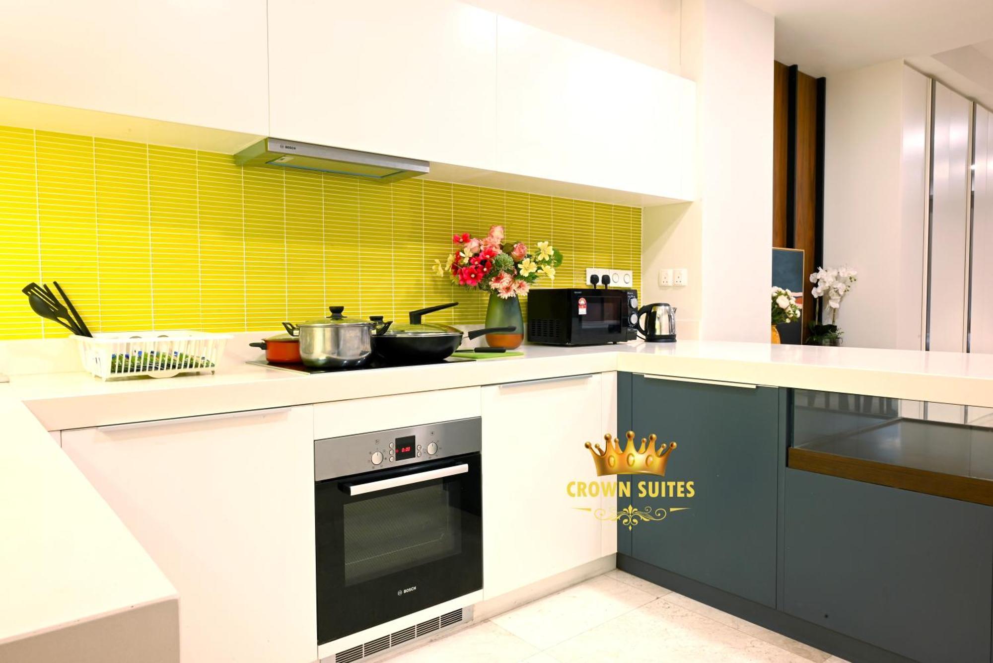 Crown Suites Tropicana Klcc Kuala Lumpur City Center Eksteriør billede