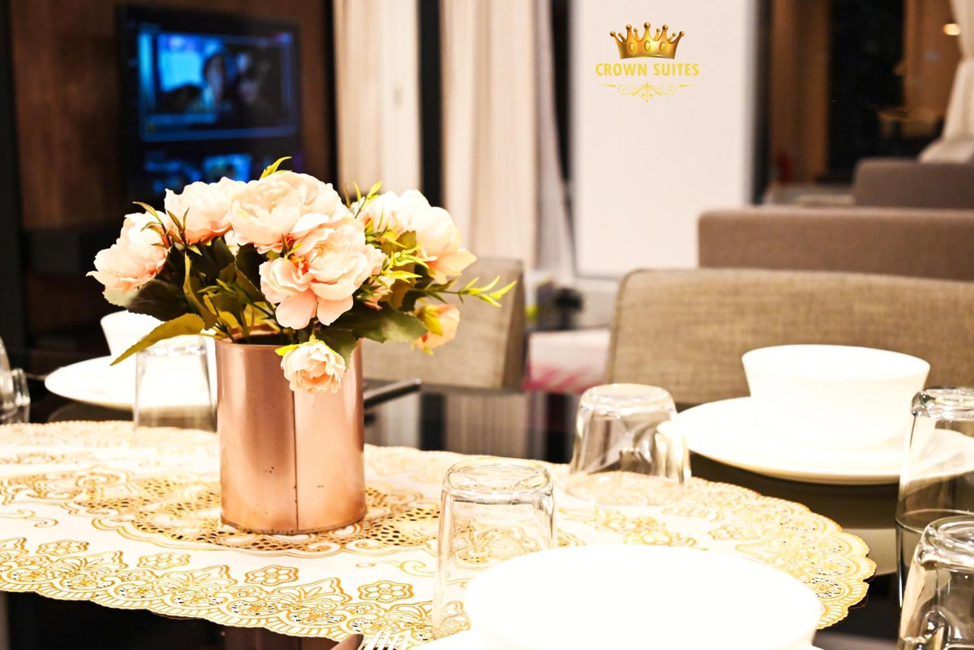 Crown Suites Tropicana Klcc Kuala Lumpur City Center Eksteriør billede